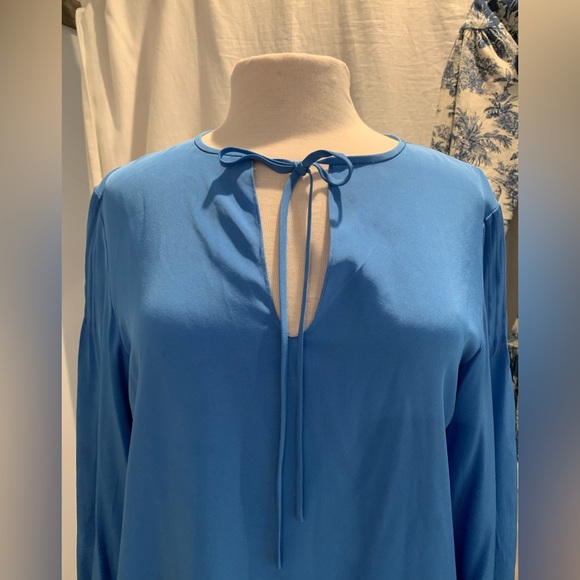 TIBI Pintuck Silk Tunic Long Sleeve Blouse In Azure Blue Size 2 - Picture 5 of 16